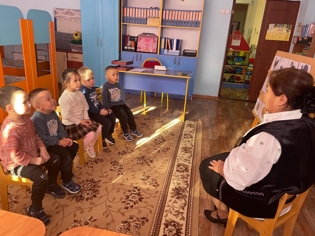 Группа "Сказка". Развитие речи. Тема "Домашние птицы"